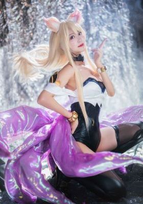 制服丝袜三级国产精品_DVD电影完整版